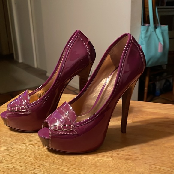 Jessica Simpson Purple Heels - Picture 2 of 5